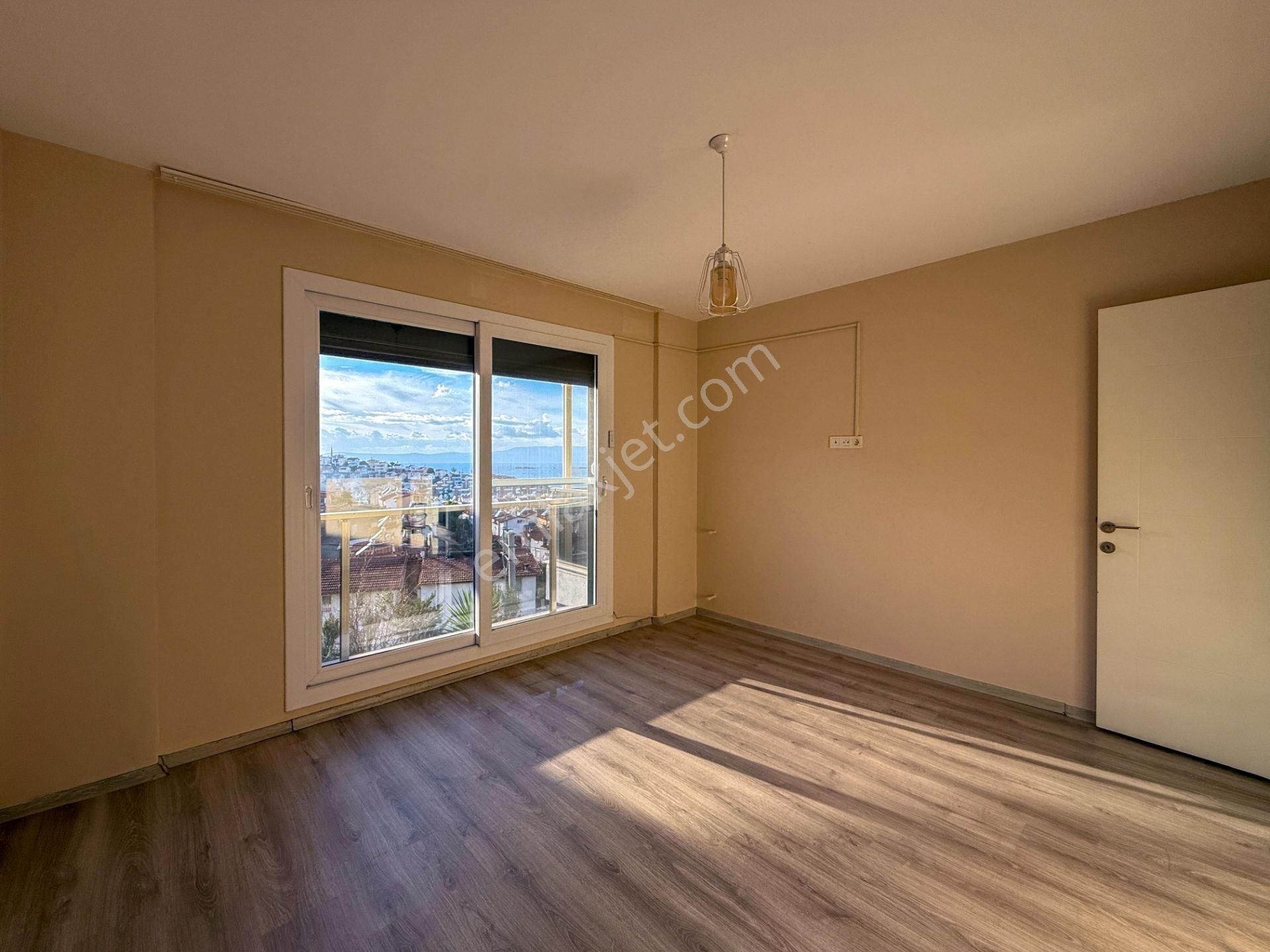 Akarca'da Havuzlu Sitede Harika Manzaralı Satılık 2+1 Daire - Görsel 25