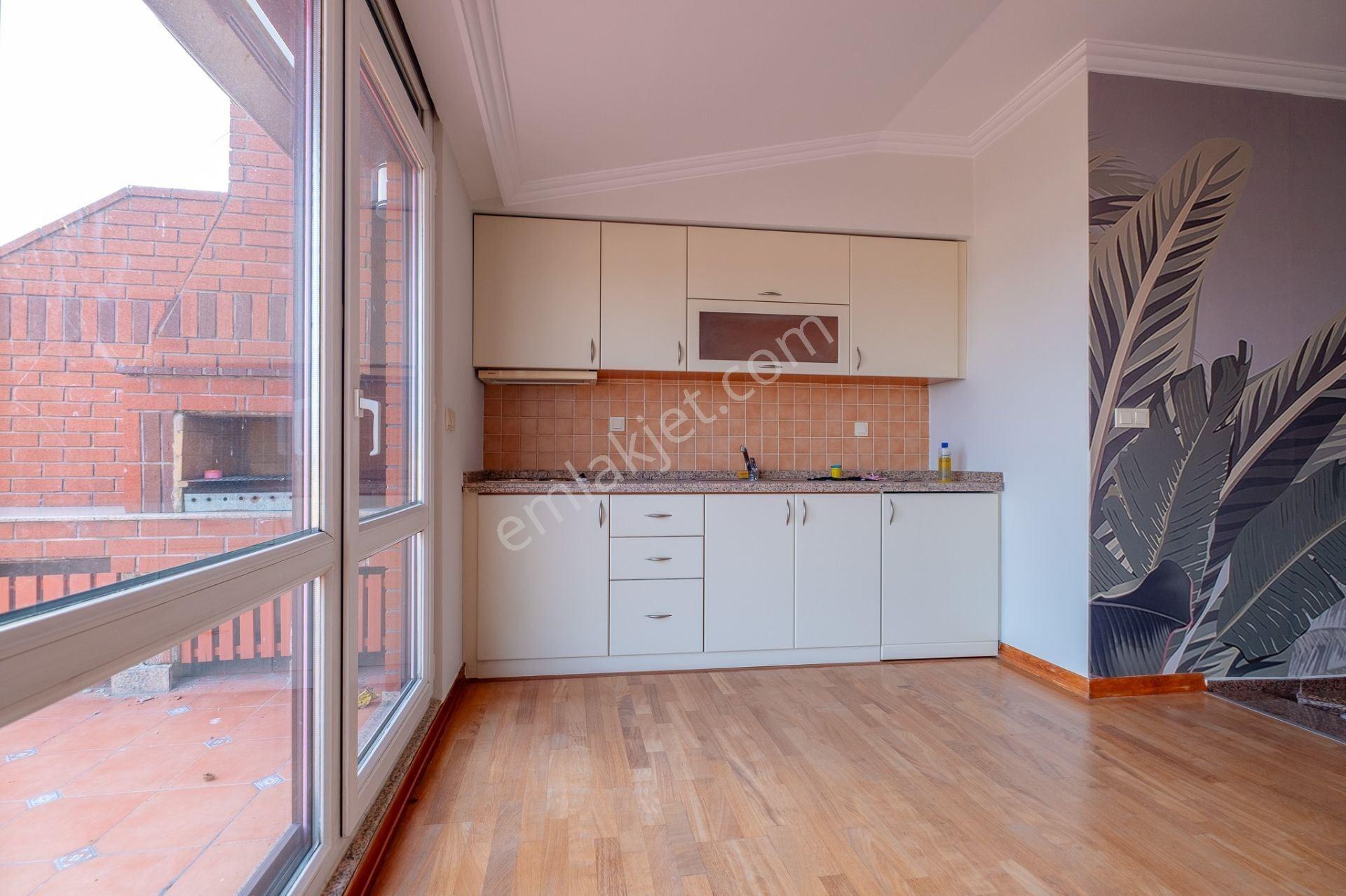 Dağıstan Gayrimenkulden Deniz Ve Orman Manzaralı 6+2 480 M2 - Görsel 27