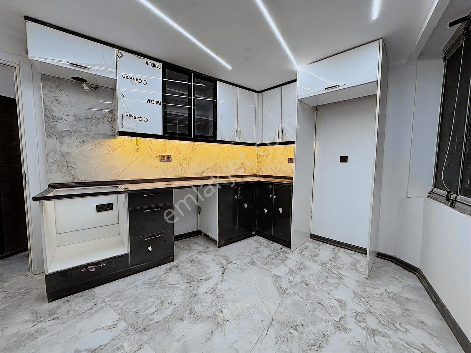 Buca Y.bağlar Mah. 2+1 85m2. D.gazlı Satılık Daire - Görsel 22