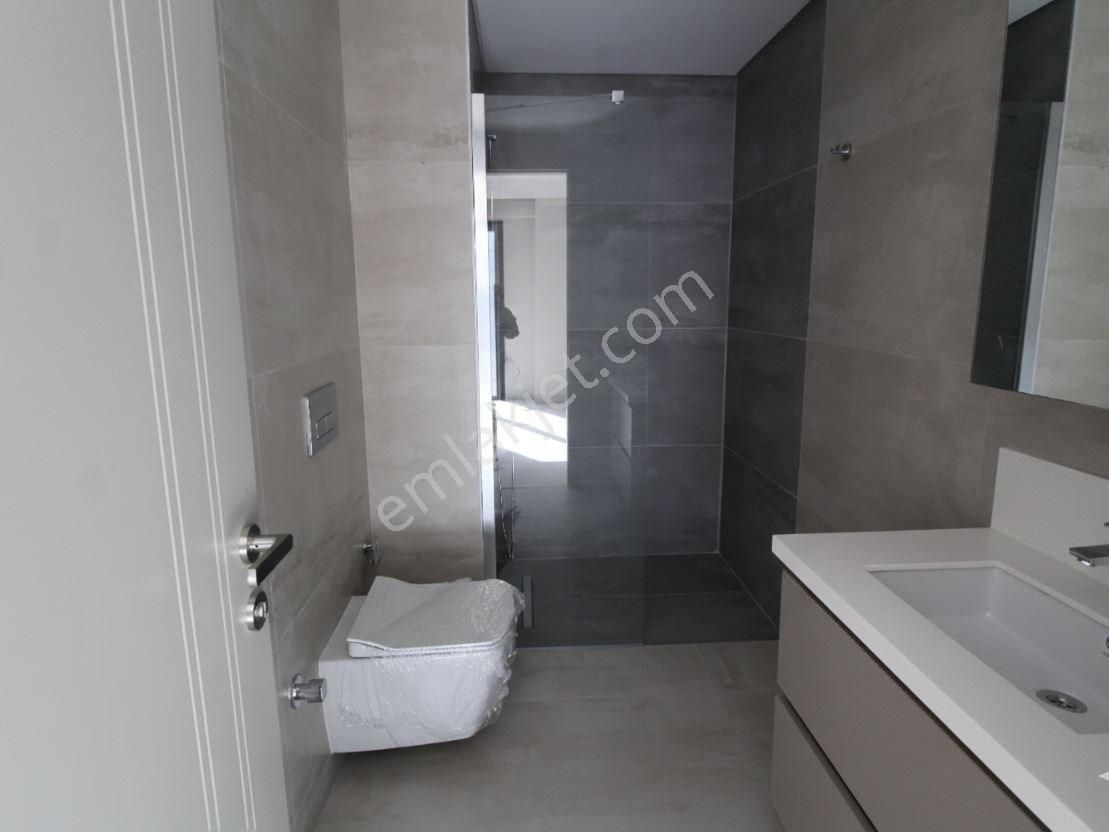 Balıkesir'in Kalbinde Emlak Konut Güvencesiyle 3+1 Ferah Daire - Görsel 15