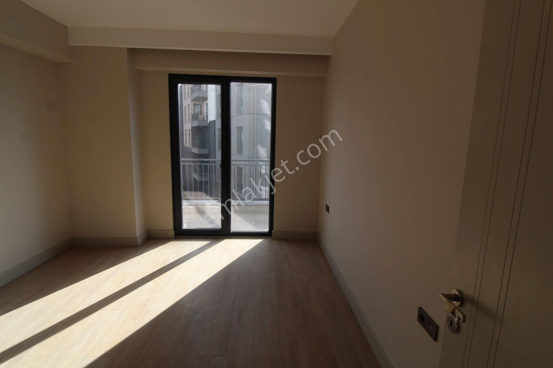 Balıkesir'in Kalbinde Emlak Konut Güvencesiyle 3+1 Ferah Daire - Görsel 29