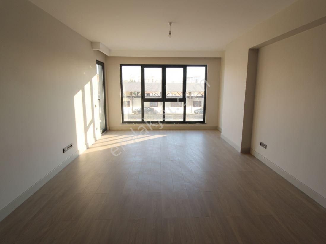 Balıkesir'in Kalbinde Emlak Konut Güvencesiyle 3+1 Ferah Daire - Görsel 11