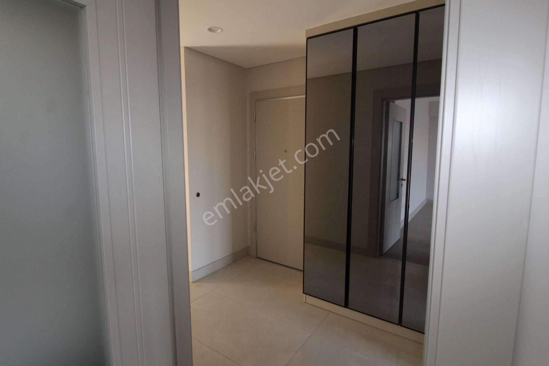 Balıkesir'in Kalbinde Emlak Konut Güvencesiyle 3+1 Ferah Daire - Görsel 26