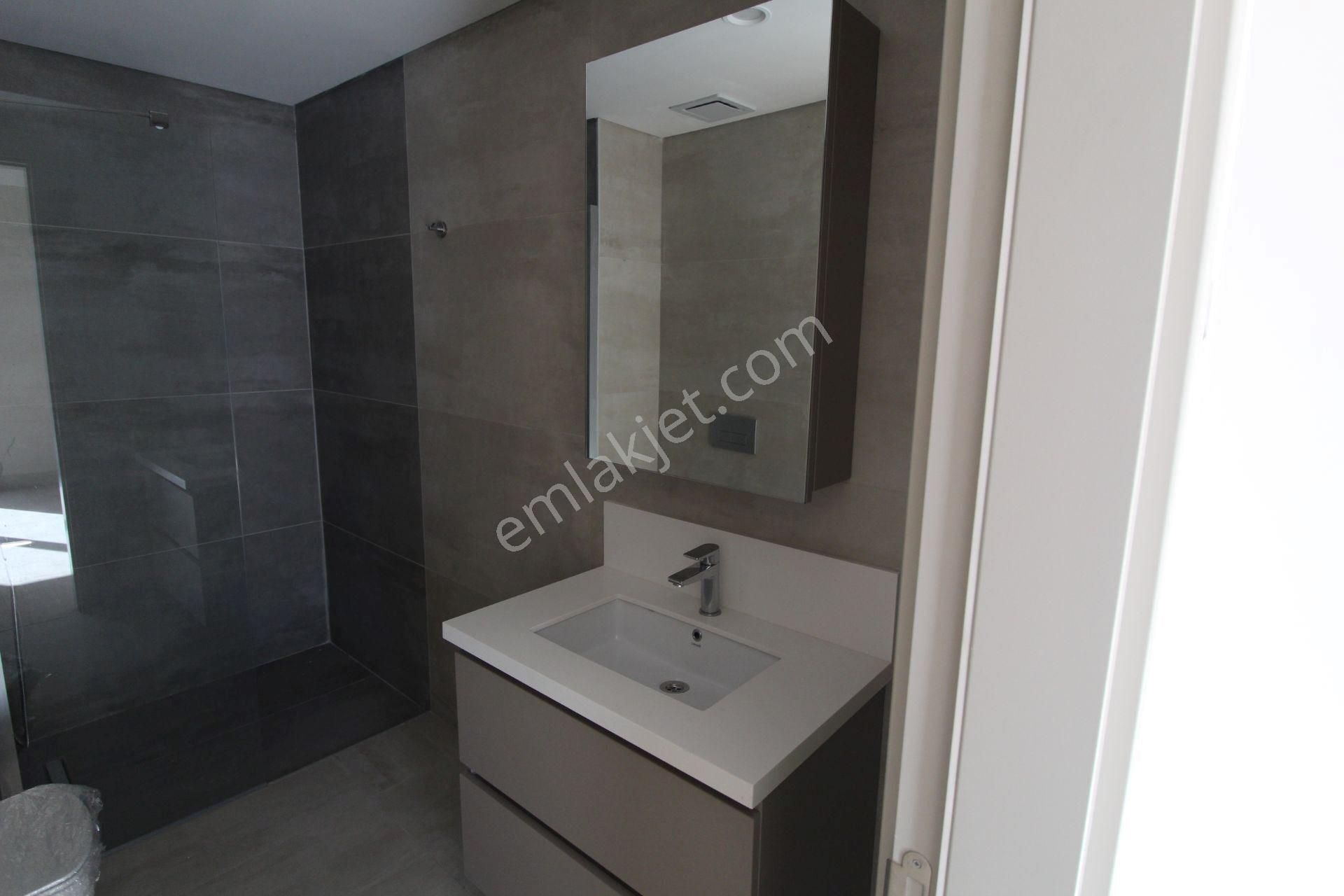 Balıkesir'in Kalbinde Emlak Konut Güvencesiyle 3+1 Ferah Daire - Görsel 32