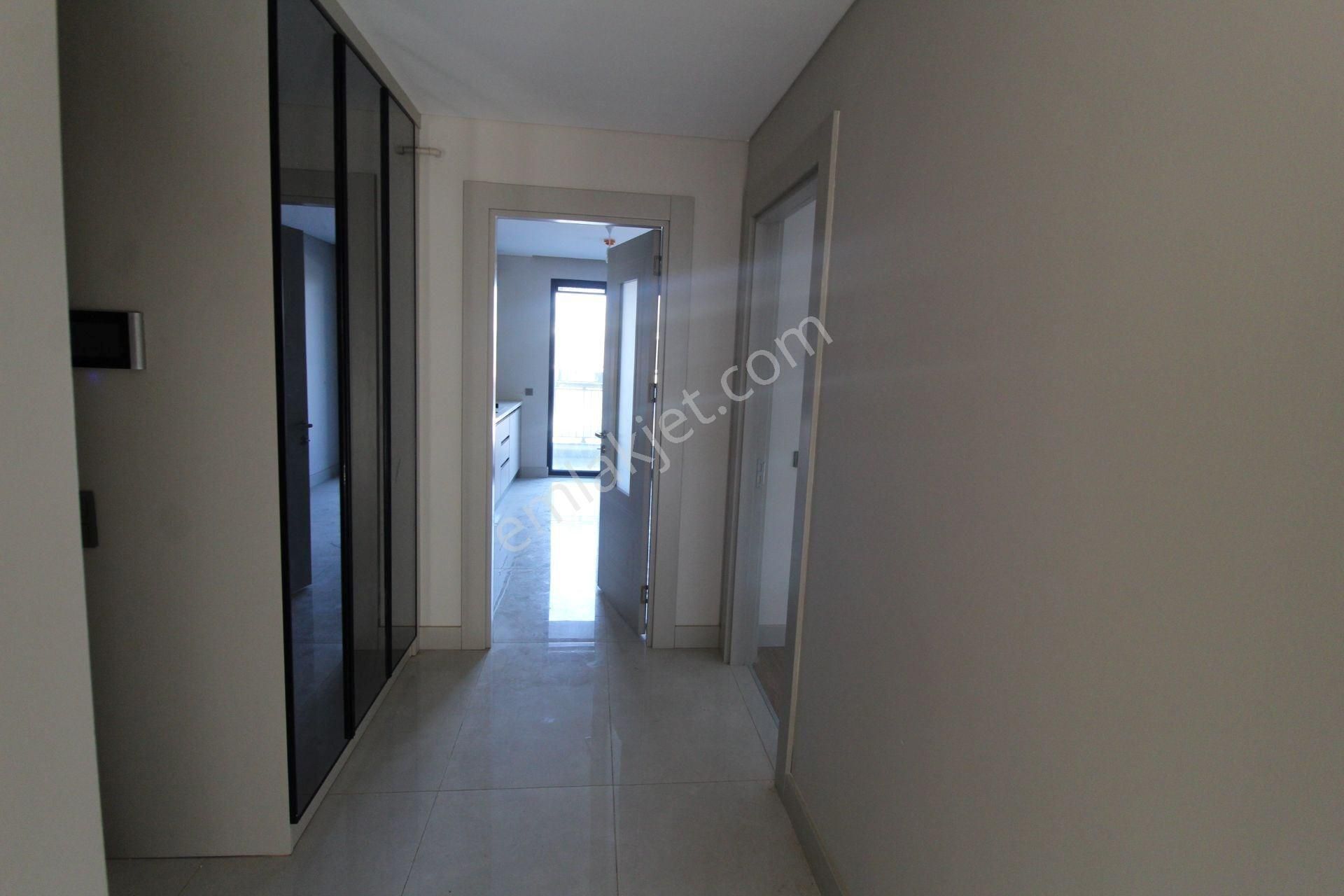 Balıkesir'in Kalbinde Emlak Konut Güvencesiyle 3+1 Ferah Daire - Görsel 21