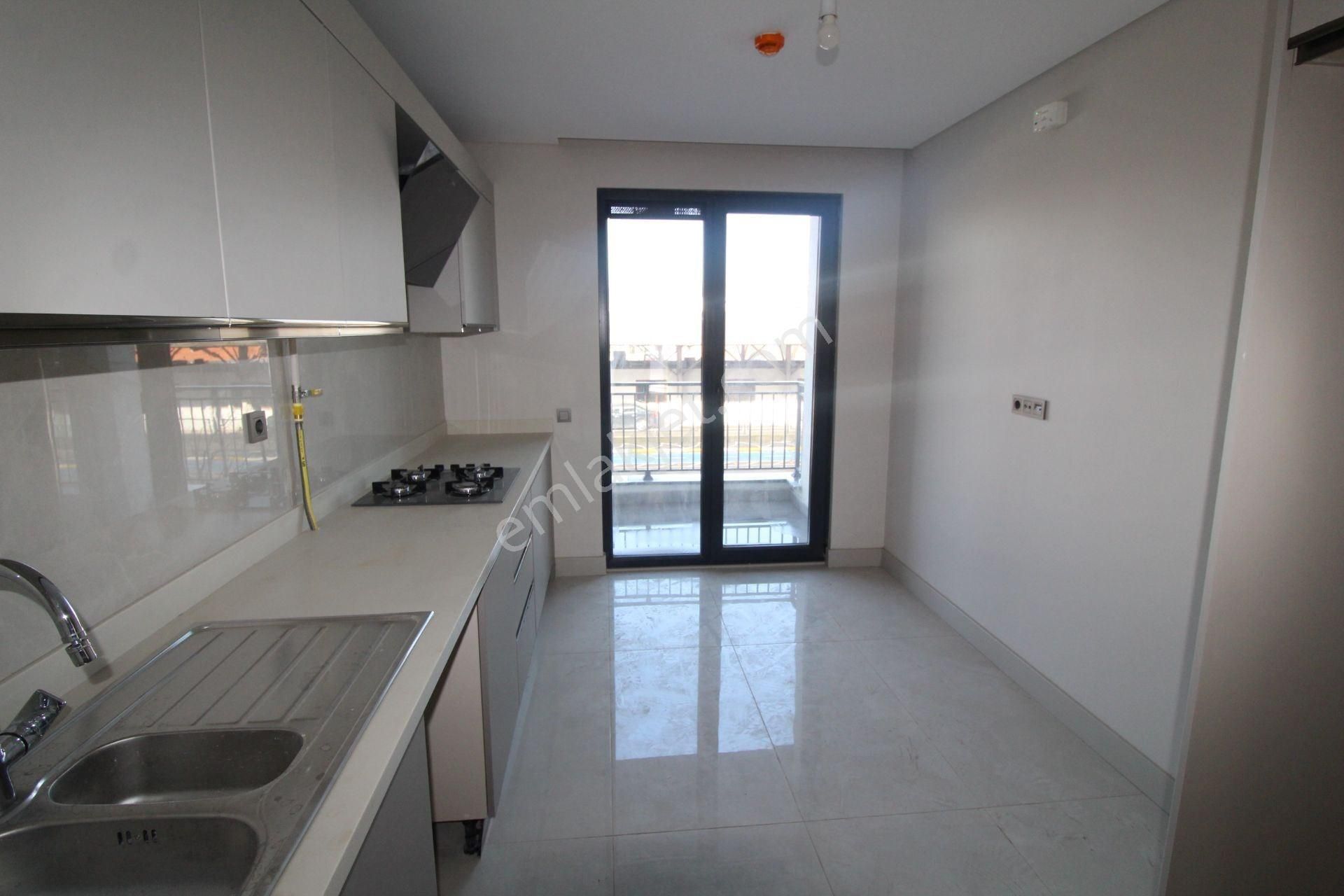 Balıkesir'in Kalbinde Emlak Konut Güvencesiyle 3+1 Ferah Daire - Görsel 16