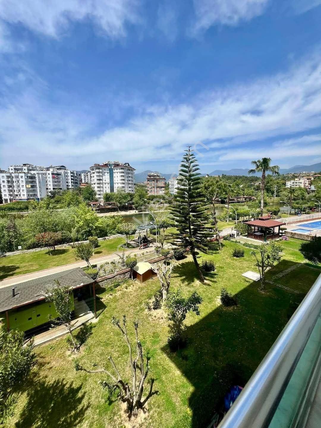 Alanya Kestel’de Denize 200 M Nehir Manzaralı Eşyalı 2+1 Satılık Daire - Görsel 13