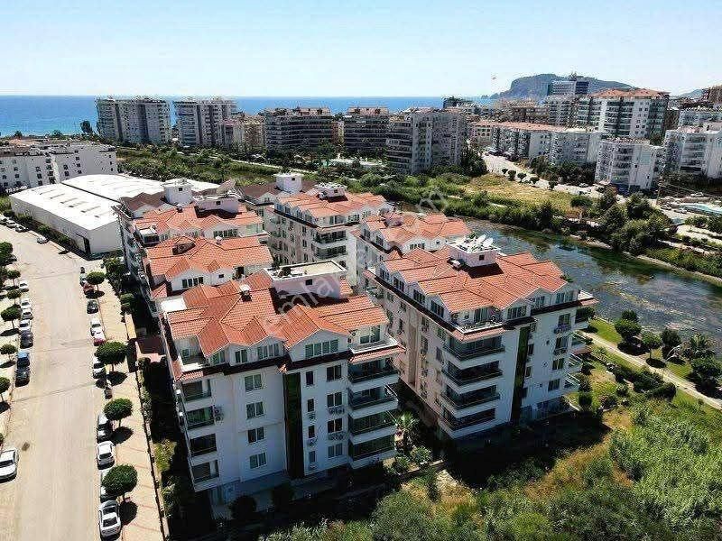 Alanya Kestel’de Denize 200 M Nehir Manzaralı Eşyalı 2+1 Satılık Daire - Görsel 16