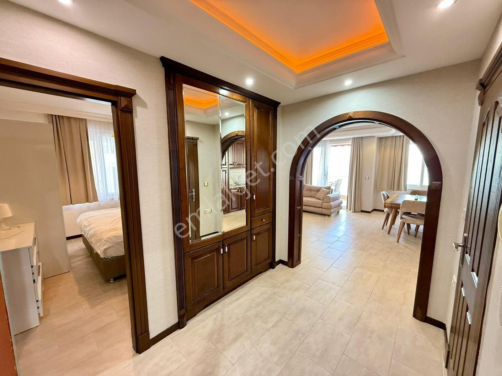 Alanya Mahmutlar’da Denize Sıfır, Full Eşyalı 2+1 Lüks Daire - Görsel 8