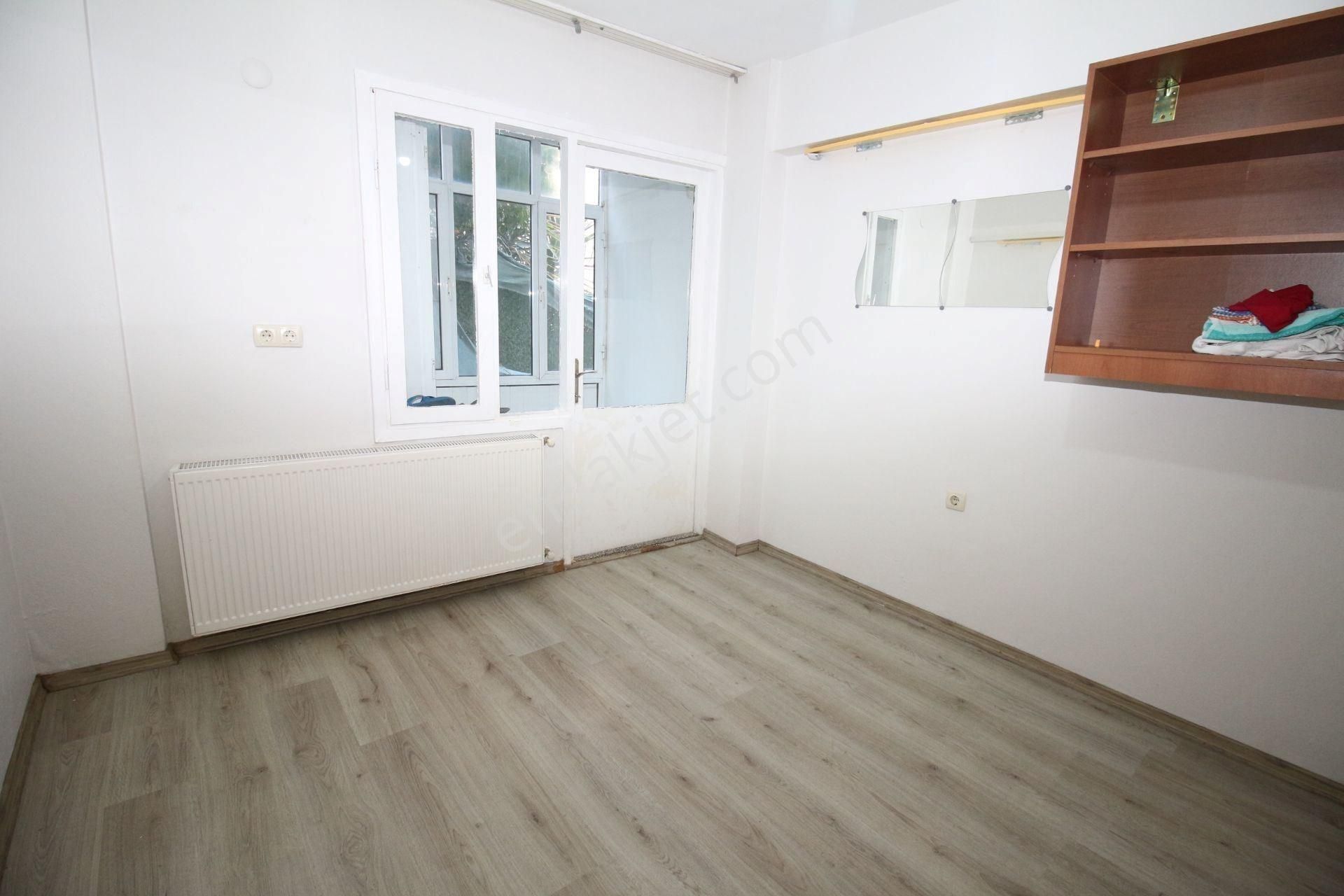 İnönü Cad.paralelinde Bahçe Katı - Görsel 23
