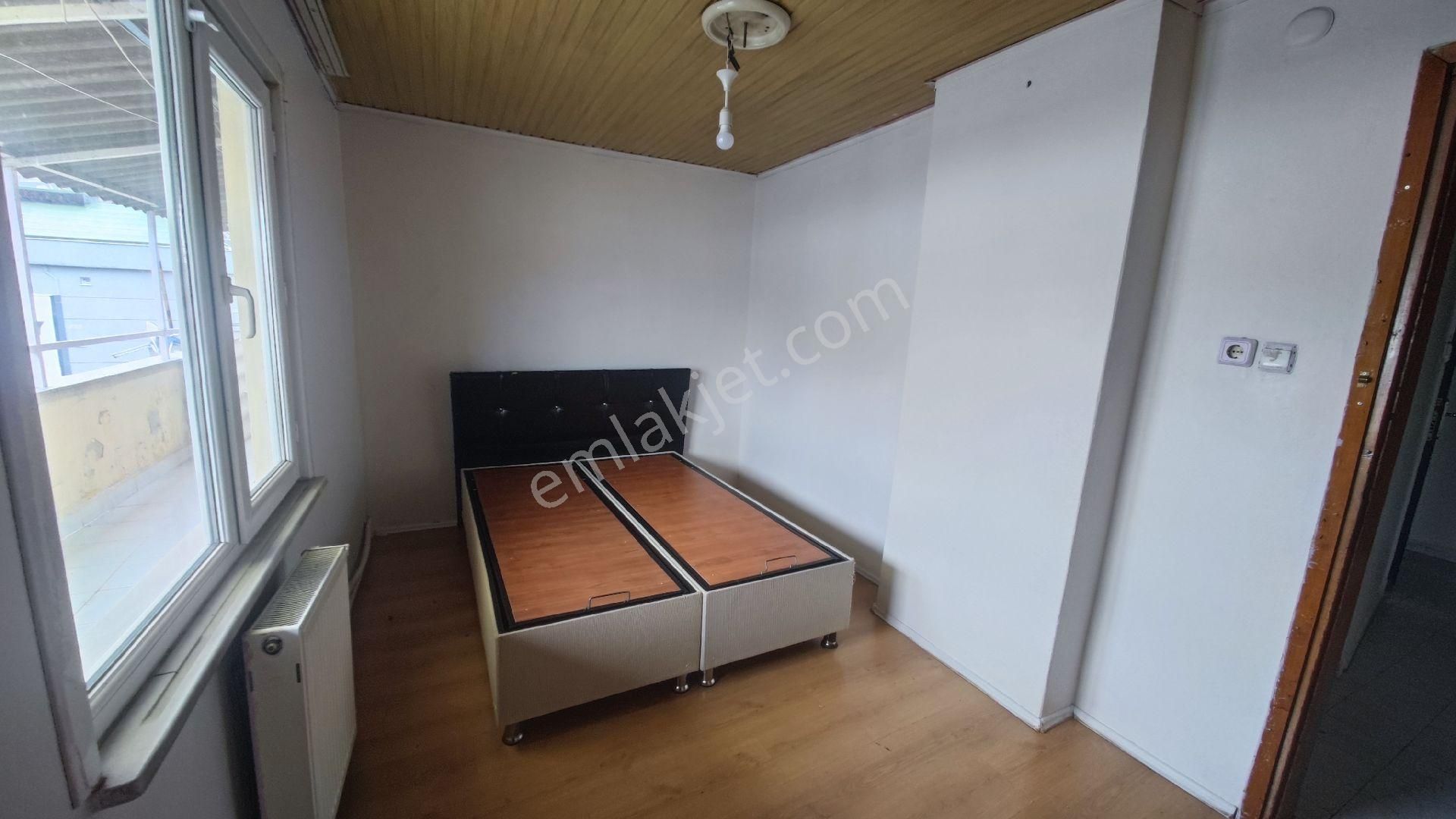 Bahçelievler Hürriyet Mahallesi'nde Cadde Üzerinde 3+1 120 M2 - Görsel 15