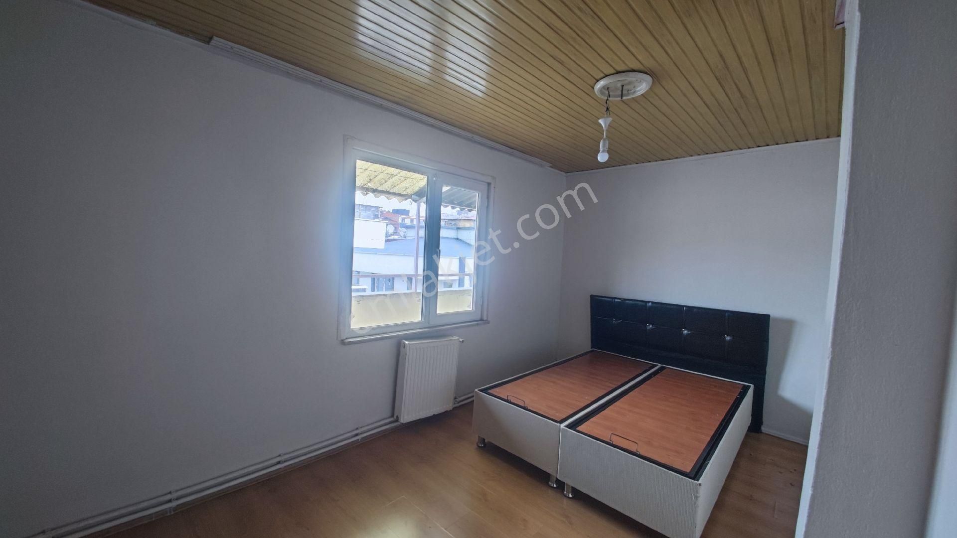 Bahçelievler Hürriyet Mahallesi'nde Cadde Üzerinde 3+1 120 M2 - Görsel 22