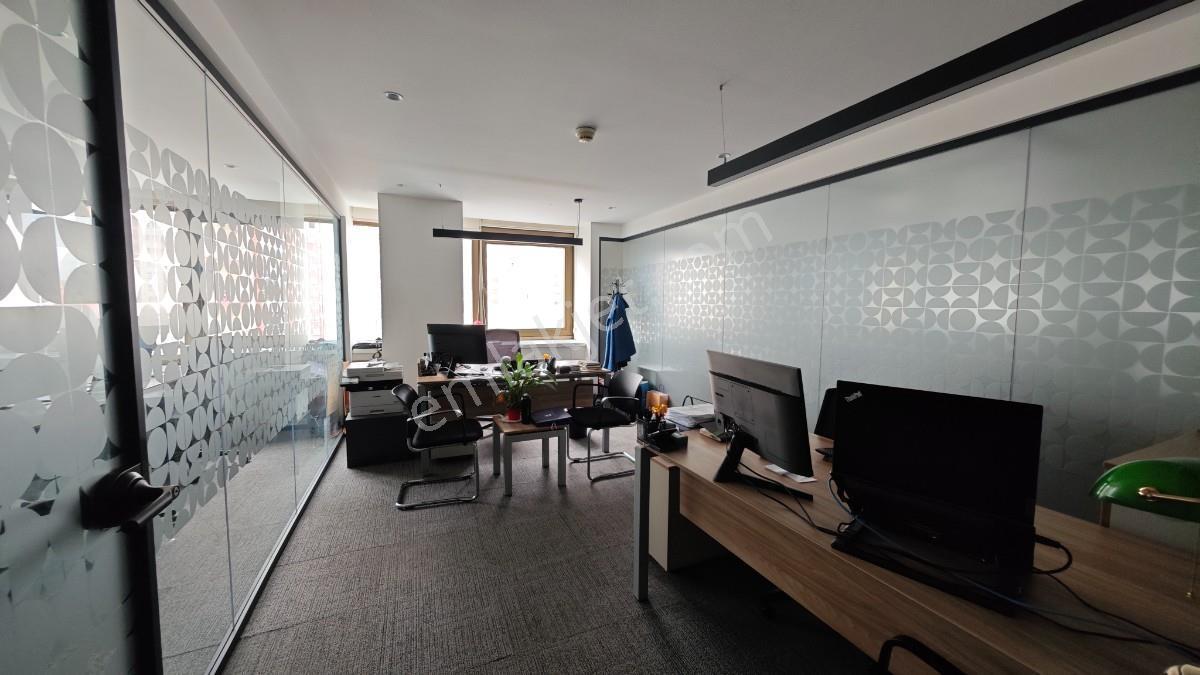 Balmumcu Koza İş Merkezinde Kdv Li Özel Dekorasyonlu 600 M2 Ofis - Görsel 20
