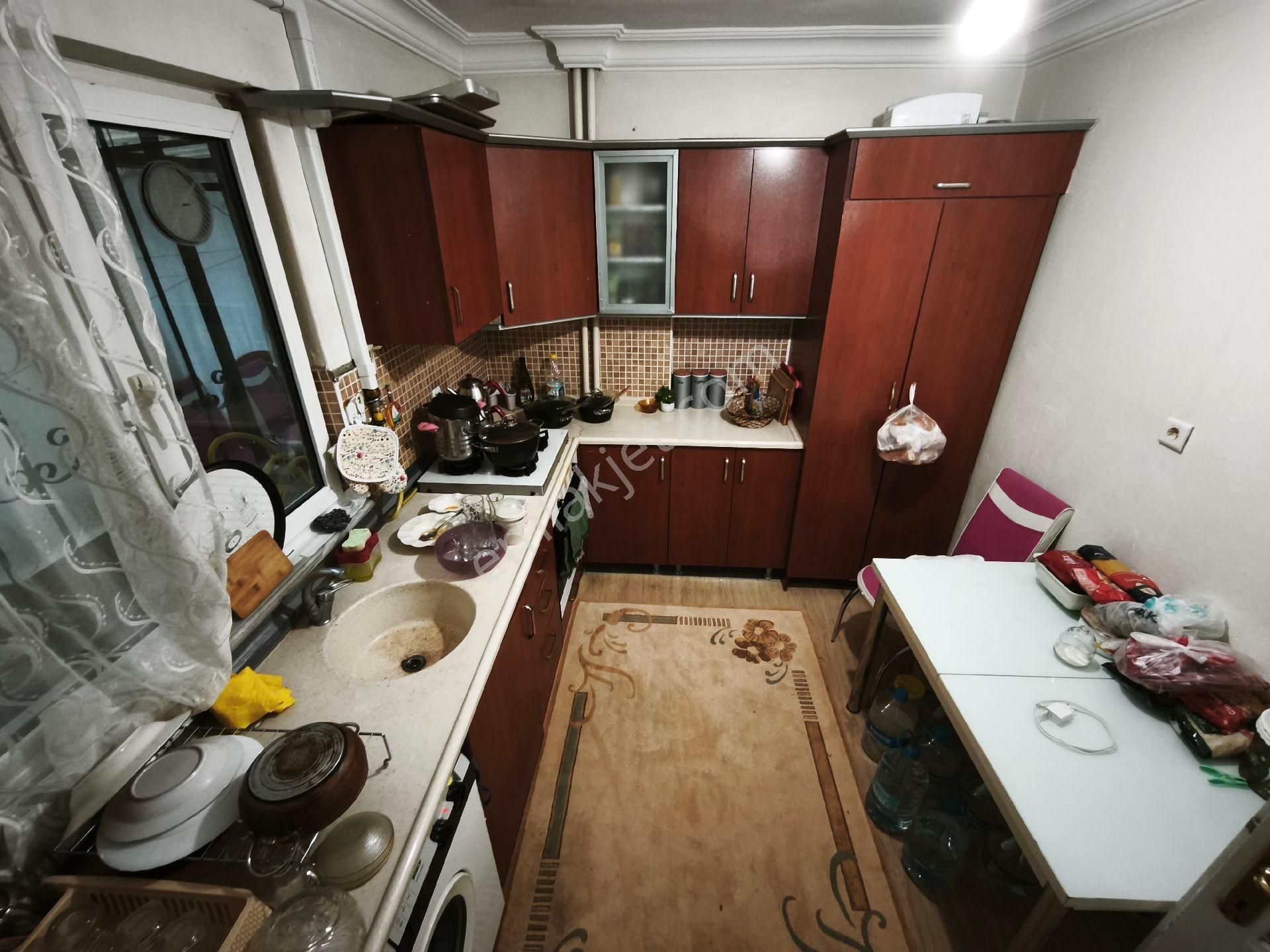 Edremit Cumhuriyet Mahallesinde Satılık Yatırımlık Geniş Daire - Görsel 17