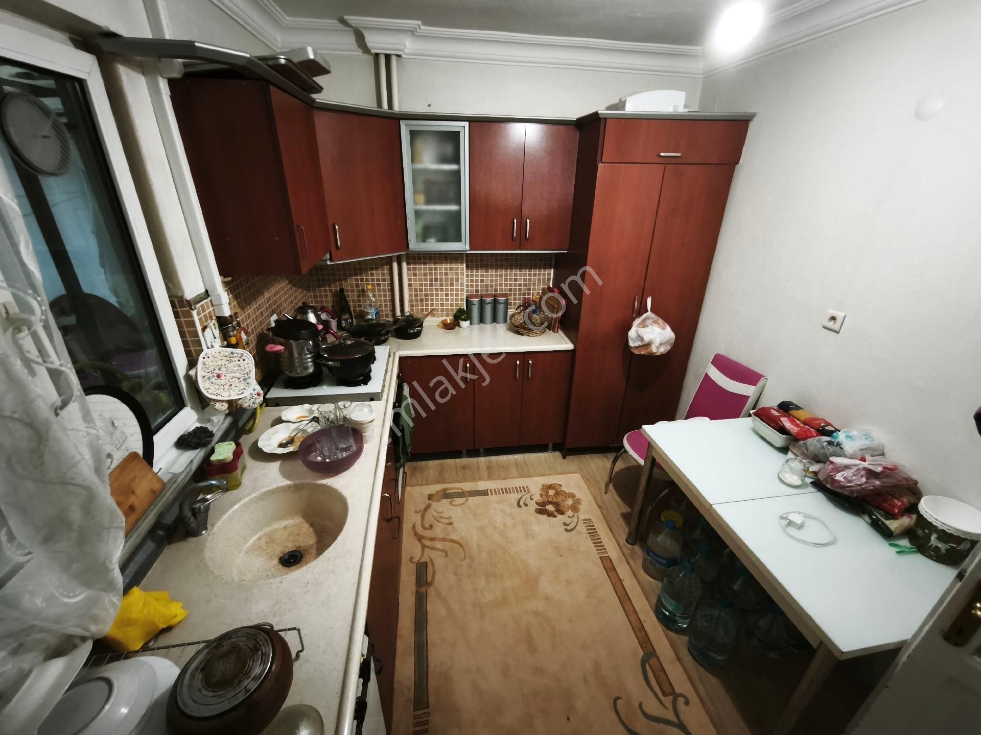 Edremit Cumhuriyet Mahallesinde Satılık Yatırımlık Geniş Daire - Görsel 19