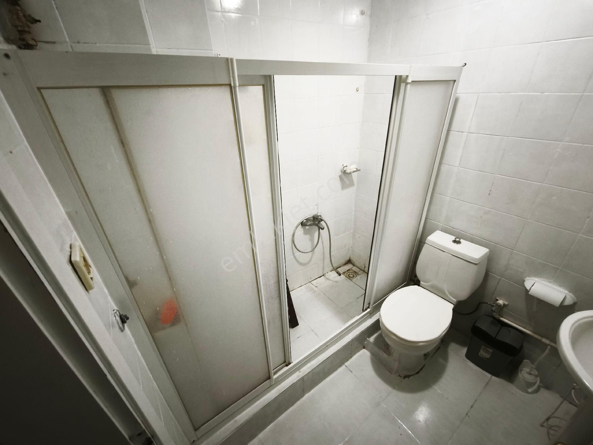 Edremit Cumhuriyet Mahallesinde Satılık Yatırımlık Geniş Daire - Görsel 26