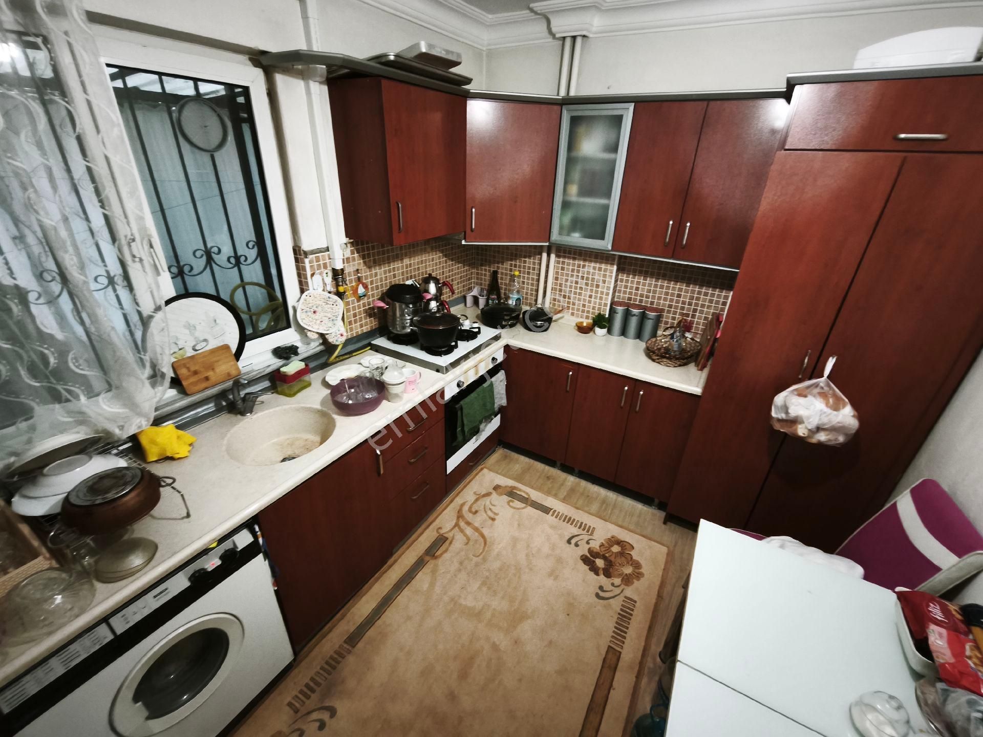 Edremit Cumhuriyet Mahallesinde Satılık Yatırımlık Geniş Daire - Görsel 20