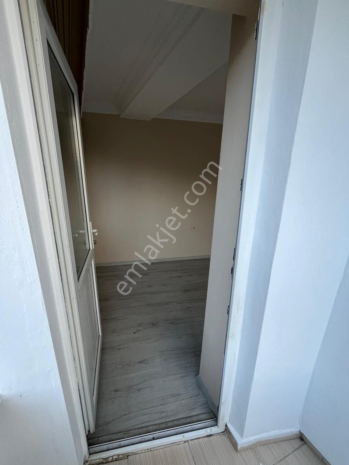 Grv Emlaktan Zübeyde Hanım Mah. Satılık 2+1 2. Kat 80 M2 Daire - Görsel 10