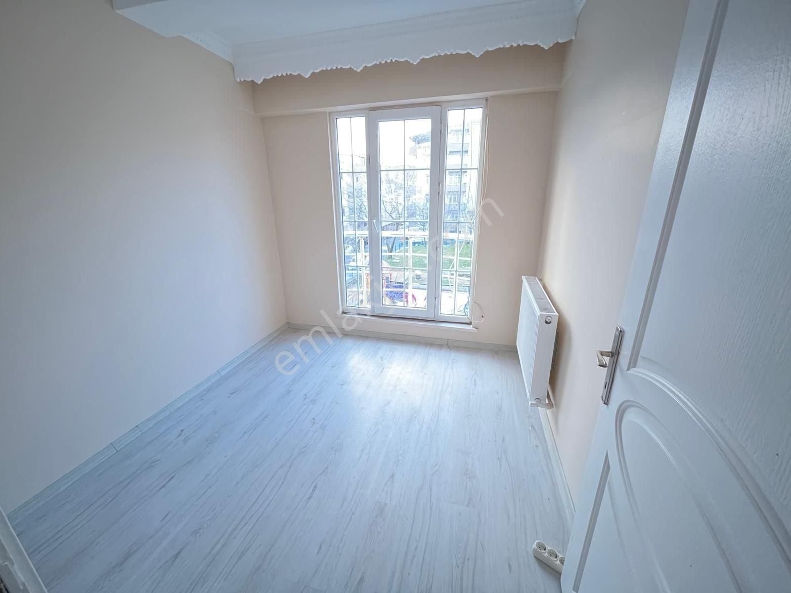 Grv Emlaktan Zübeyde Hanım Mah. Satılık 2+1 2. Kat 80 M2 Daire - Görsel 20