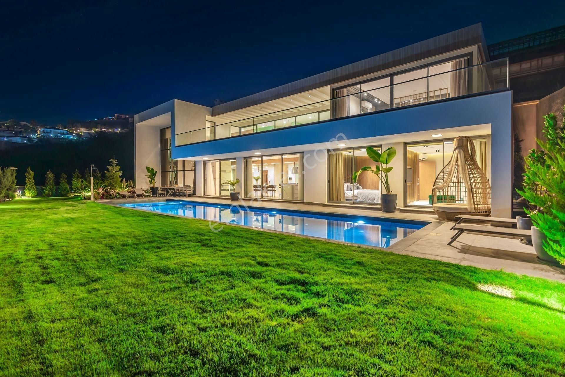 Alanya Kargıcak’ta Vatandaşlığa Uygun, Eşsiz Manzaralı Lüks Satılık Villa