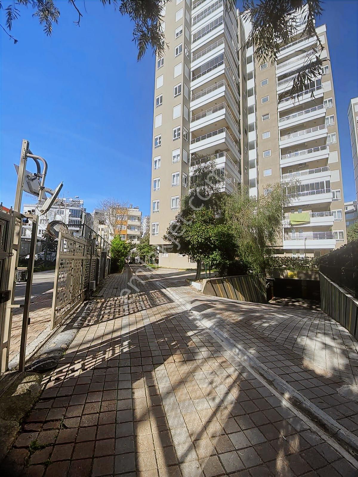 Erkan Konutlarında Havuzlu & 7/24 Güvenlikli Sitede 3+1 Daire! - Görsel 11