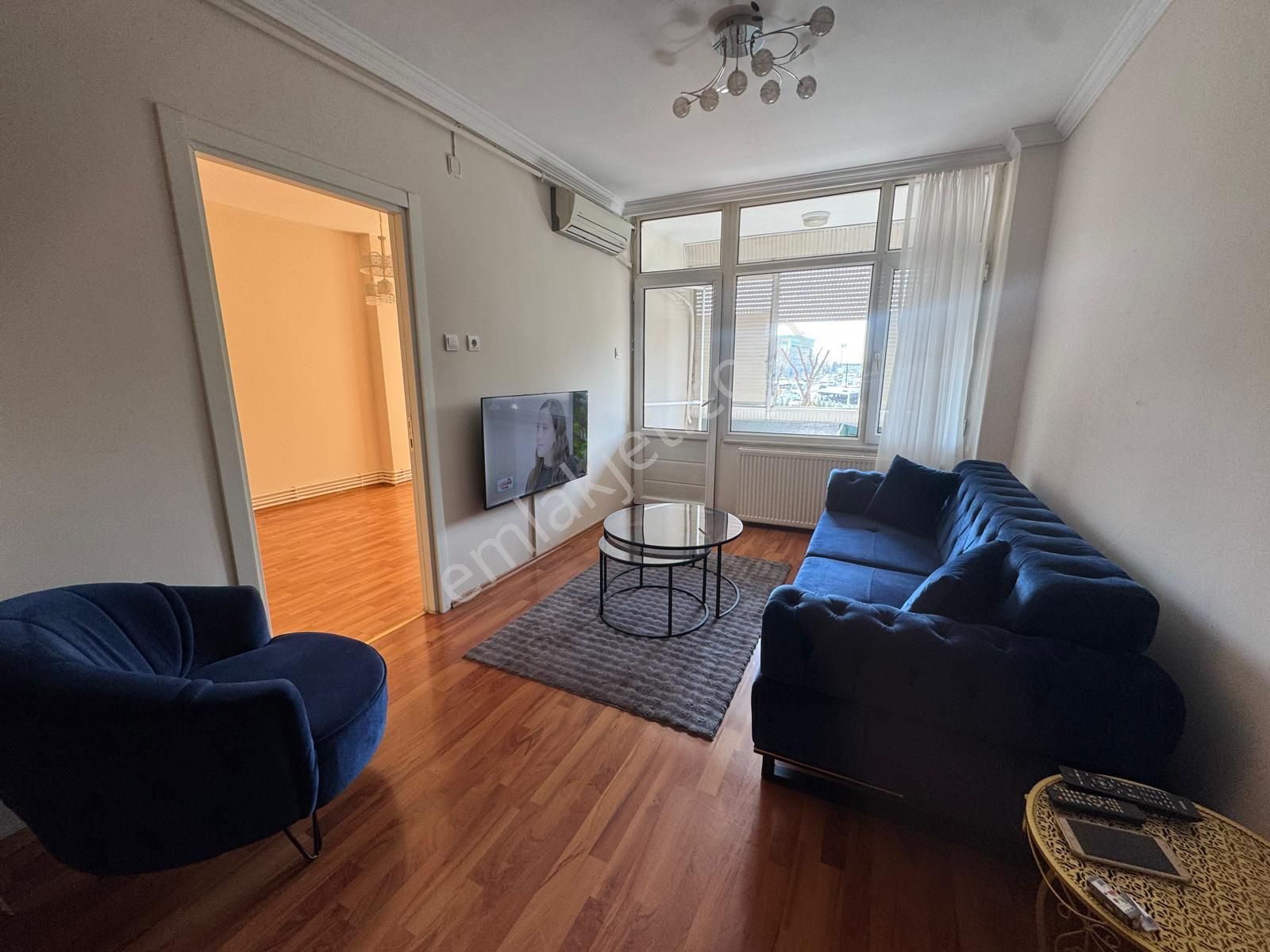 Küçükçekmece Fatih Mah. Satılık 2+1 Fırsat Daire - Görsel 2