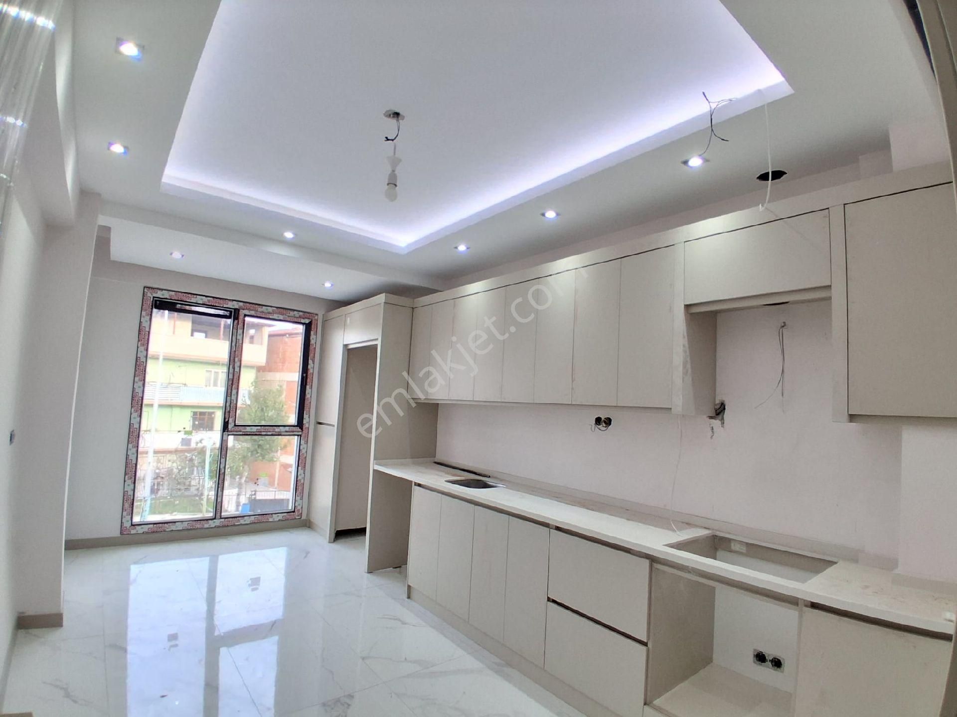 Fatihte Sıfır 2+1 Satılık Daireler