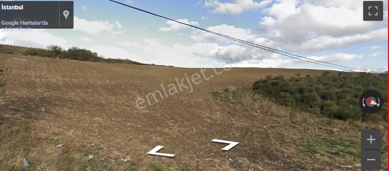 Arnavutköy Çilingirde Satılık Arsa , 467 M2 Cadde Cephe Hisseli Yolu Var