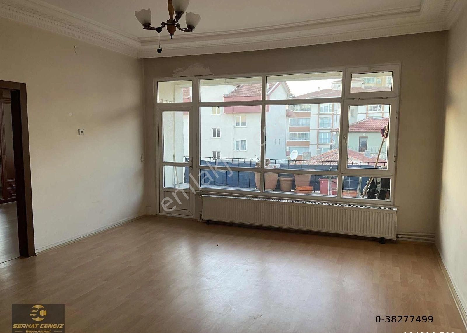 Yeşilevlerde Metroya Yürüyüş Mesafesinde 3.kat - Görsel 2