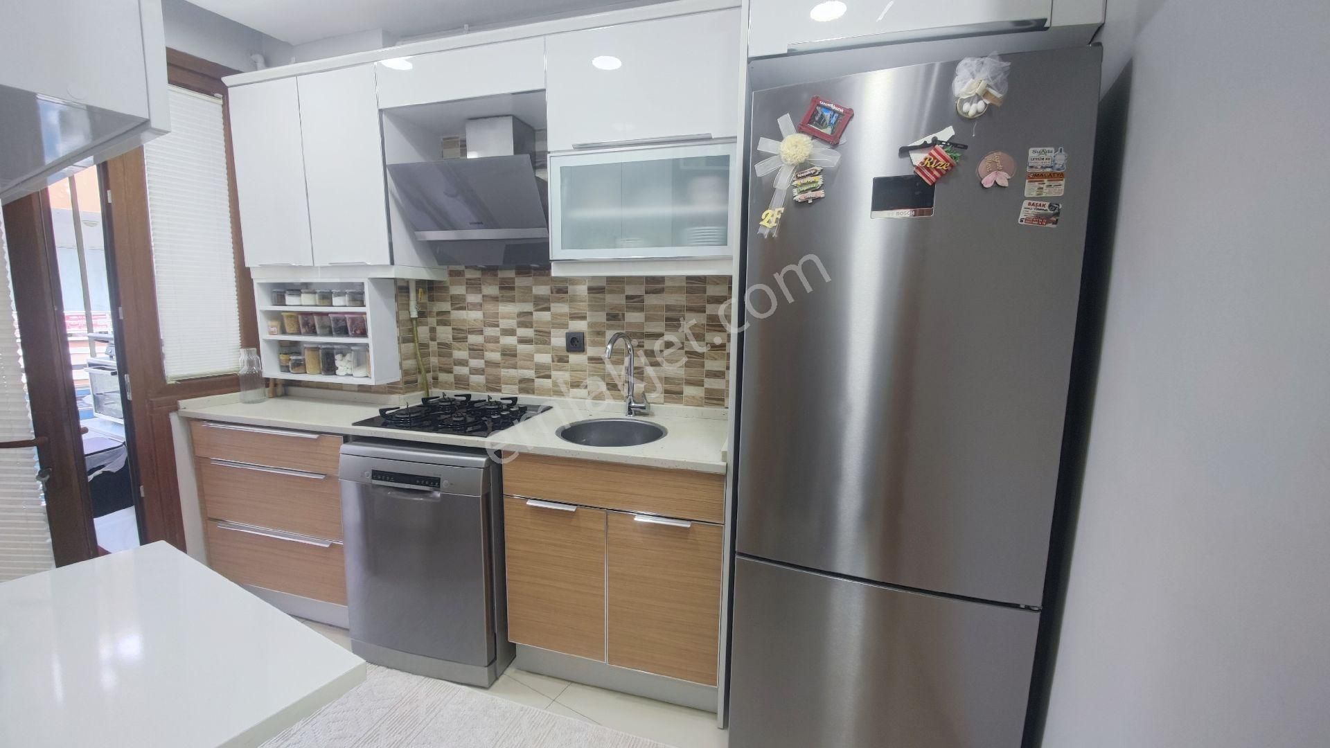 Bahçelievler Hürriyet Mahallesi'nde 2+1 65 M2 Daire - Görsel 12