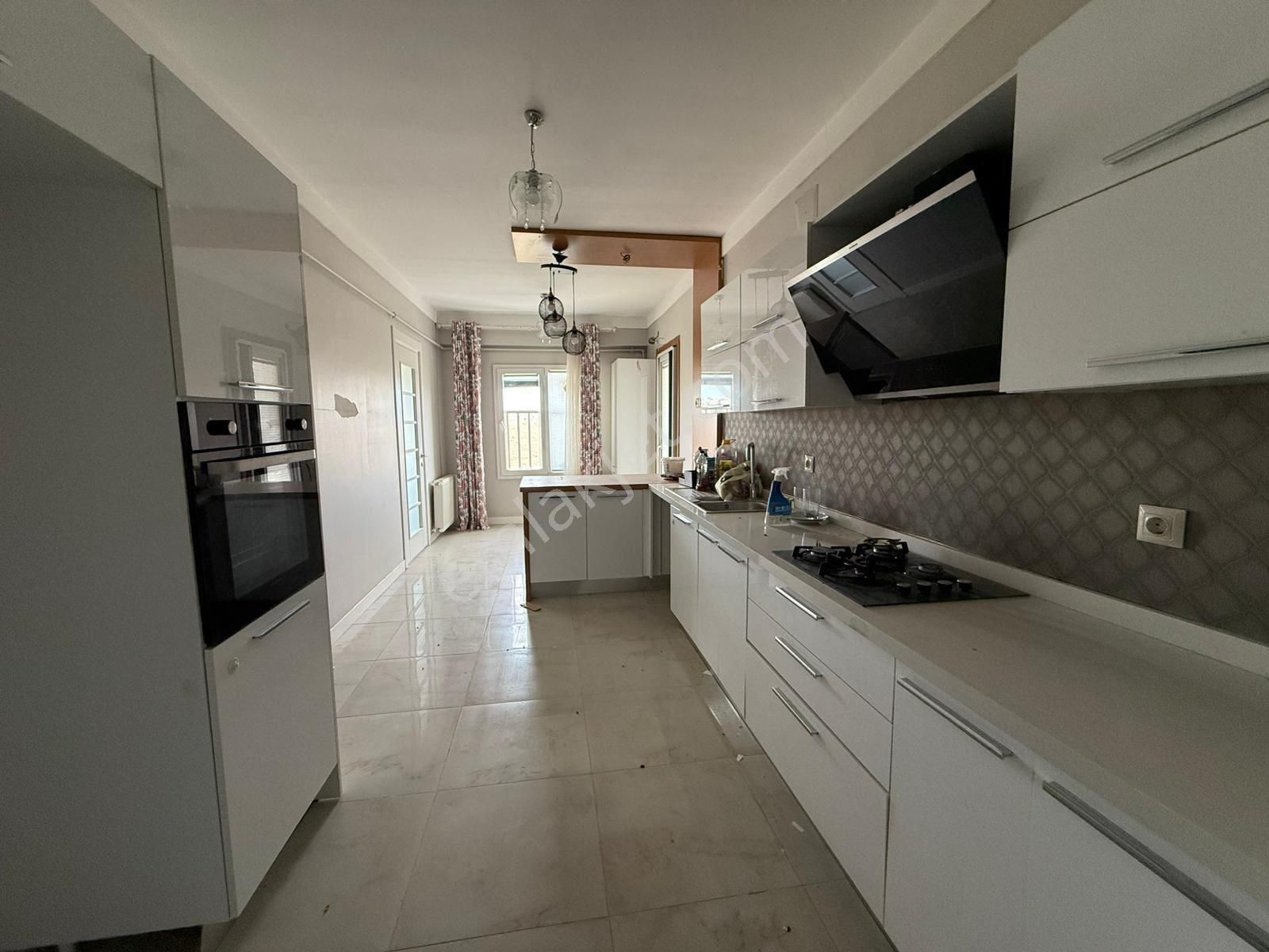 Burhan Kılınç’tan Satılık 4+1