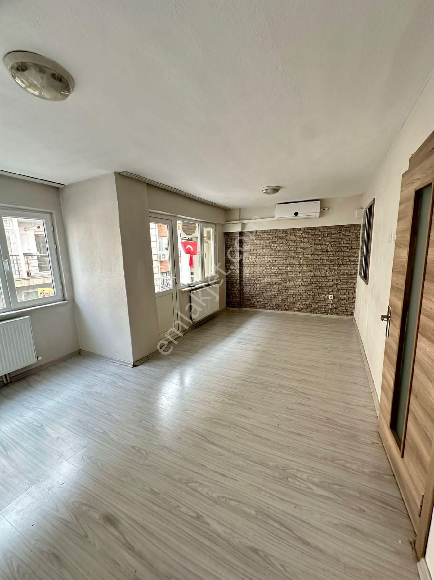 Manisa/şehzadeler/tunca Mahallesi/ Arakat 90m² - 2+1 - Görsel 2
