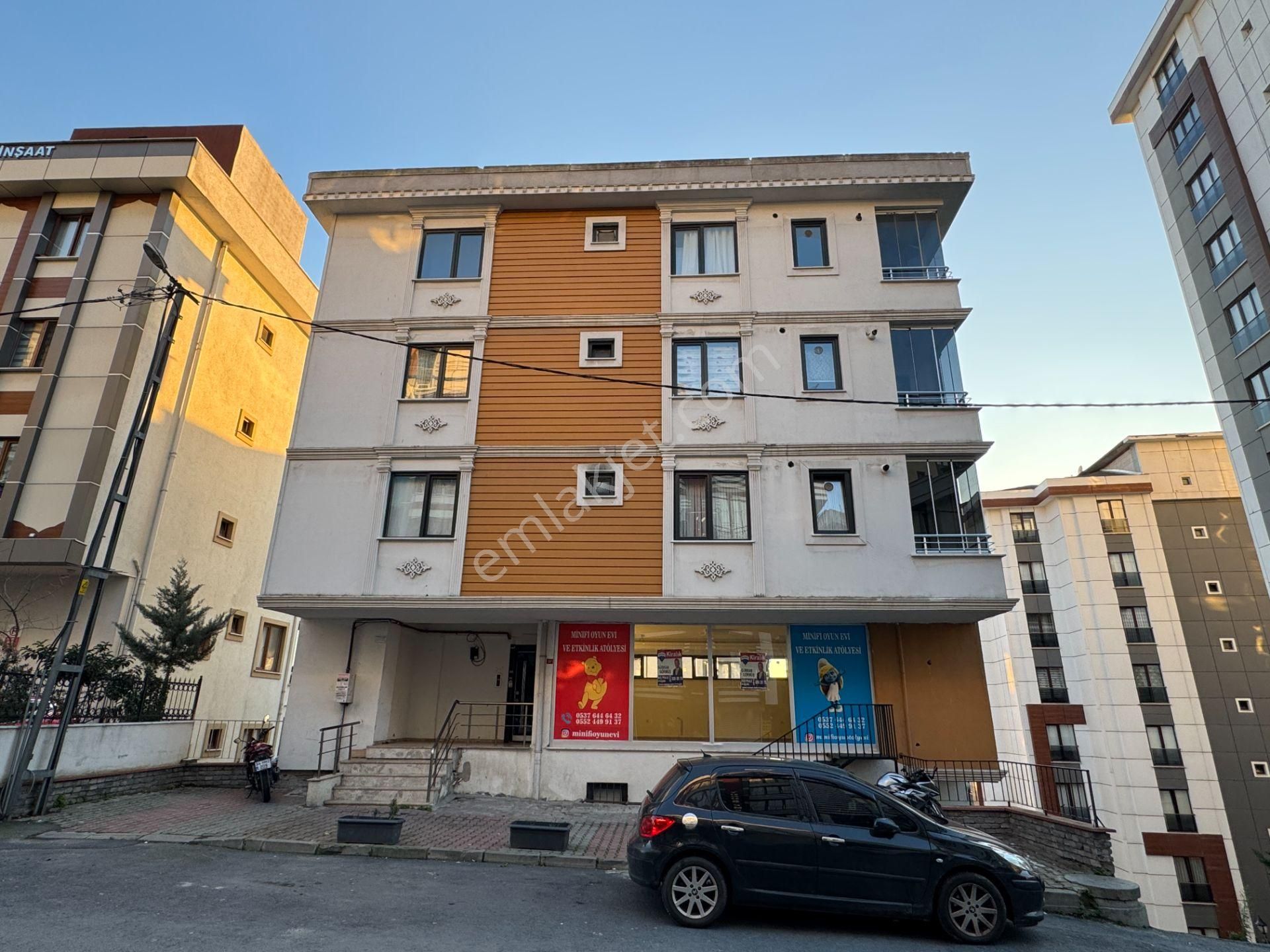 Çırçır Necatibey Cadde Üstü 100m² Giriş Kat Köşe Dükkan