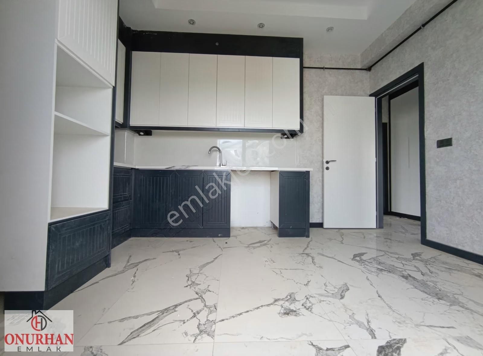 Onurhandan Karahasanlıda 3+1 140 M2 Sıfır Arakat Lüks Daire