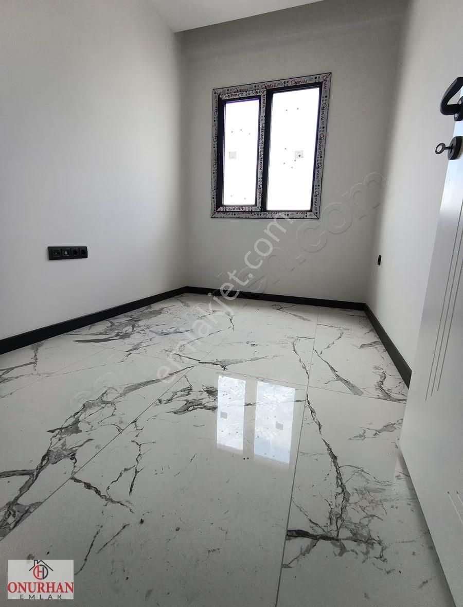 Onurhandan Karahasanlıda 3+1 140 M2 Sıfır Arakat Lüks Daire - Görsel 19