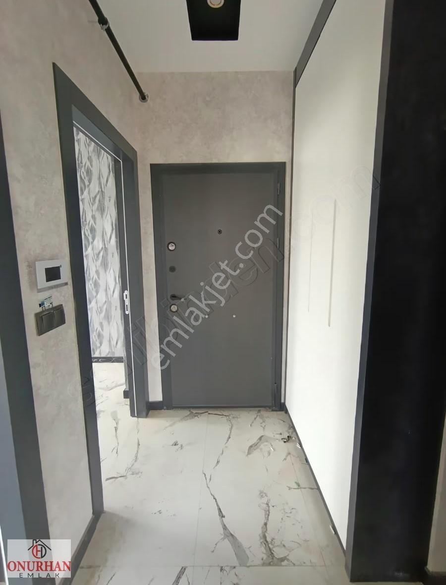 Onurhandan Karahasanlıda 3+1 140 M2 Sıfır Arakat Lüks Daire - Görsel 18