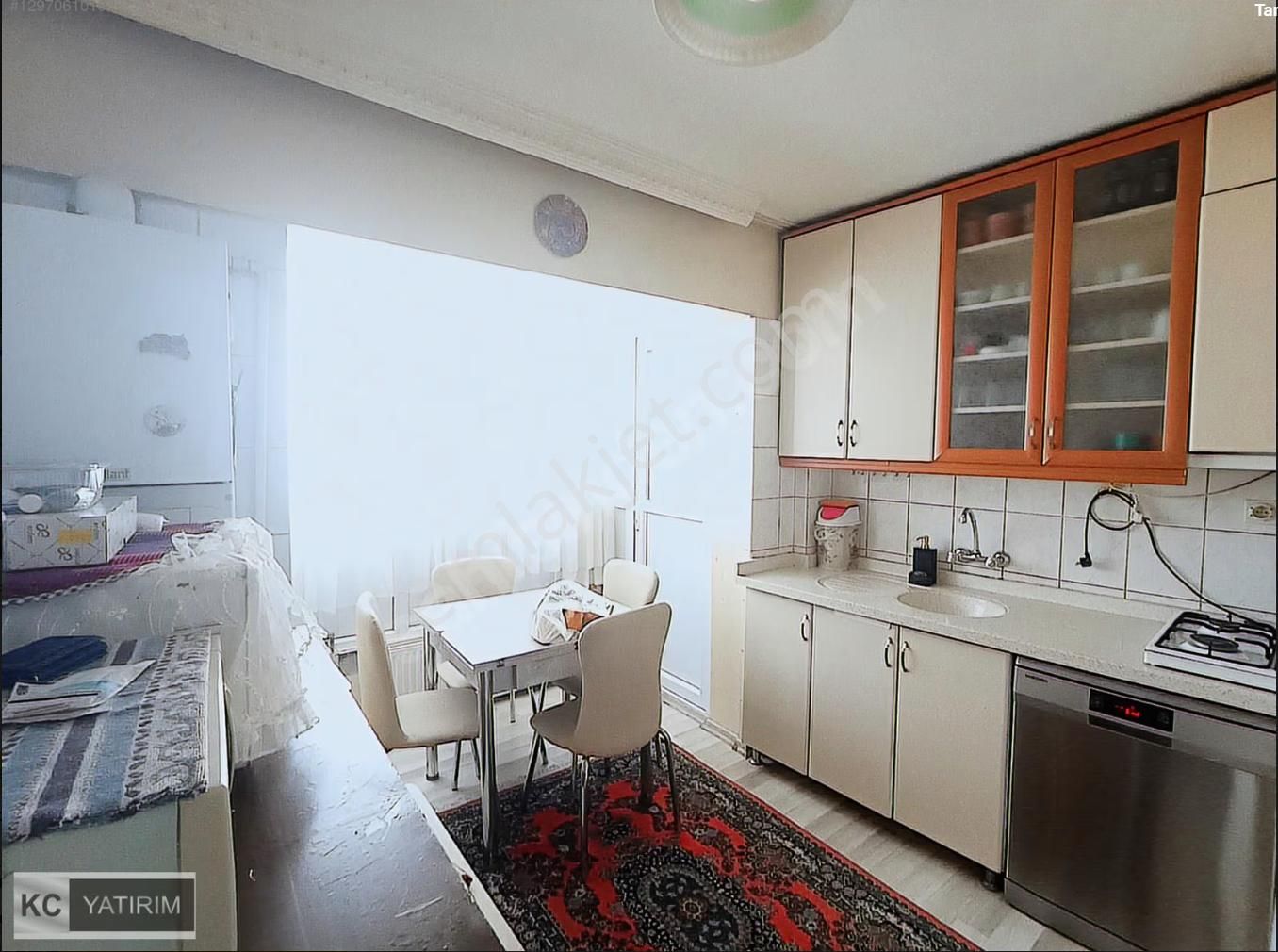 Şafak Mahallesi'nde Merkezi Konumda Satılık 3+1 Daire - Görsel 8