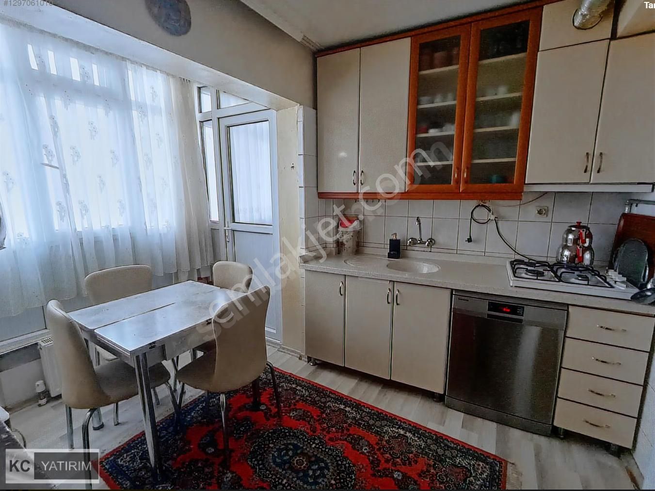 Şafak Mahallesi'nde Merkezi Konumda Satılık 3+1 Daire - Görsel 6