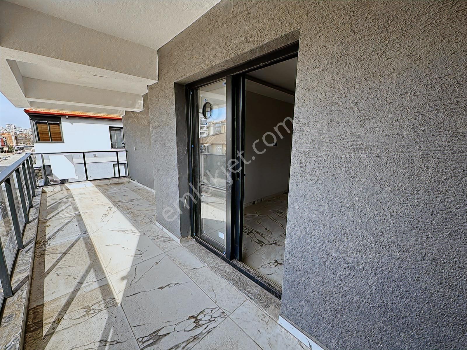 Örnek Evlerinde 5+1 Sıfır Dubleks Daire - Görsel 17