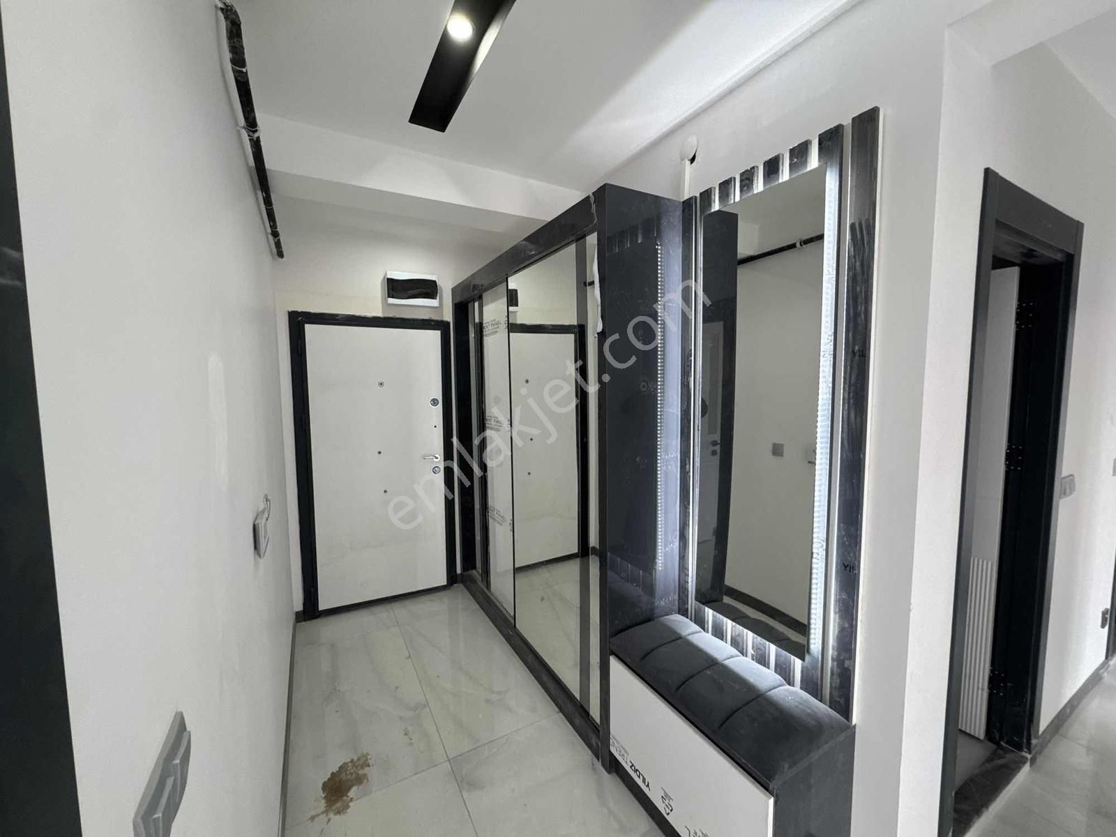 Sağlam Emlaktan Fatih Te Satılık Asansörlü Lüks 4+1daireler - Görsel 6