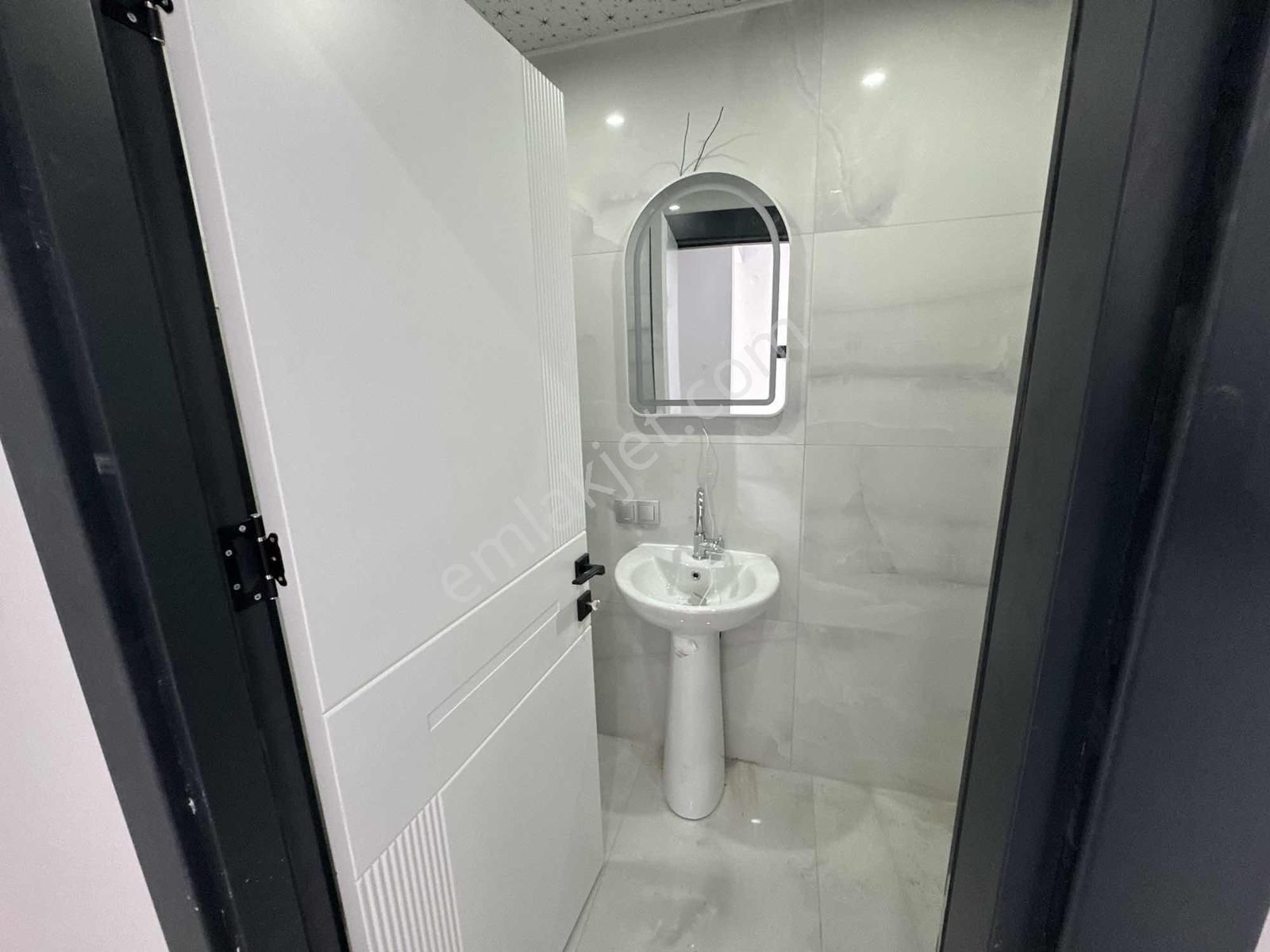 Sağlam Emlaktan Fatih Te Satılık Asansörlü Lüks 4+1daireler - Görsel 30