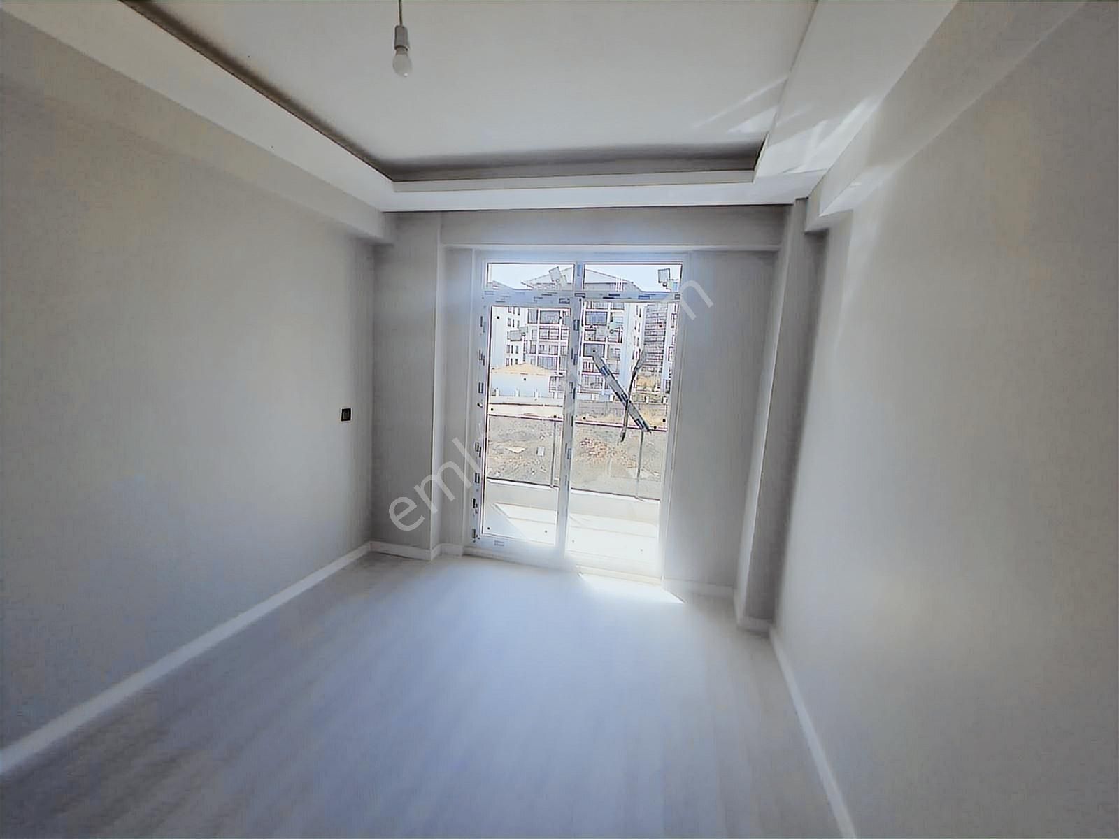 Sağlam Emlaktan Selçukluda Lüks 4+1daire - Görsel 2