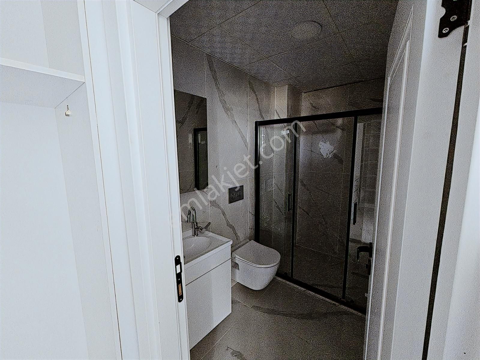 Sağlam Emlaktan Selçukluda Lüks 4+1daire - Görsel 21