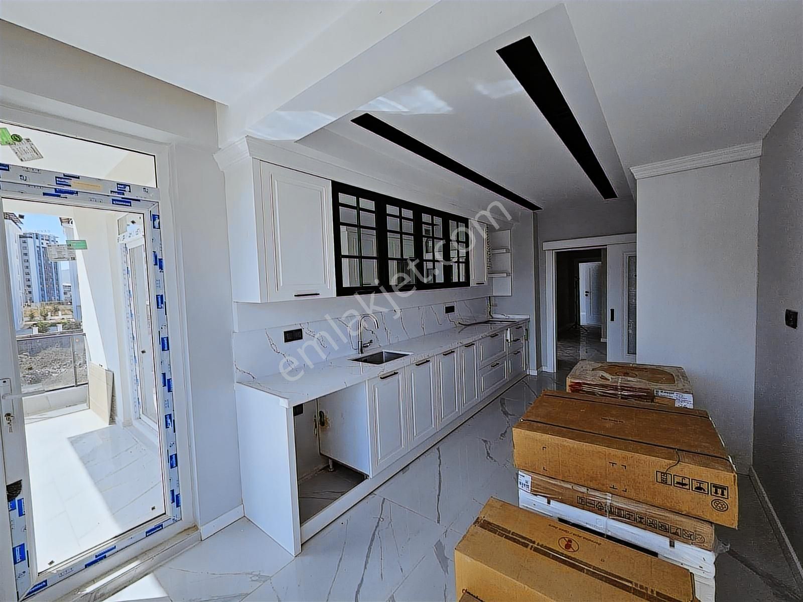 Sağlam Emlaktan Selçukluda Lüks 4+1daire - Görsel 19