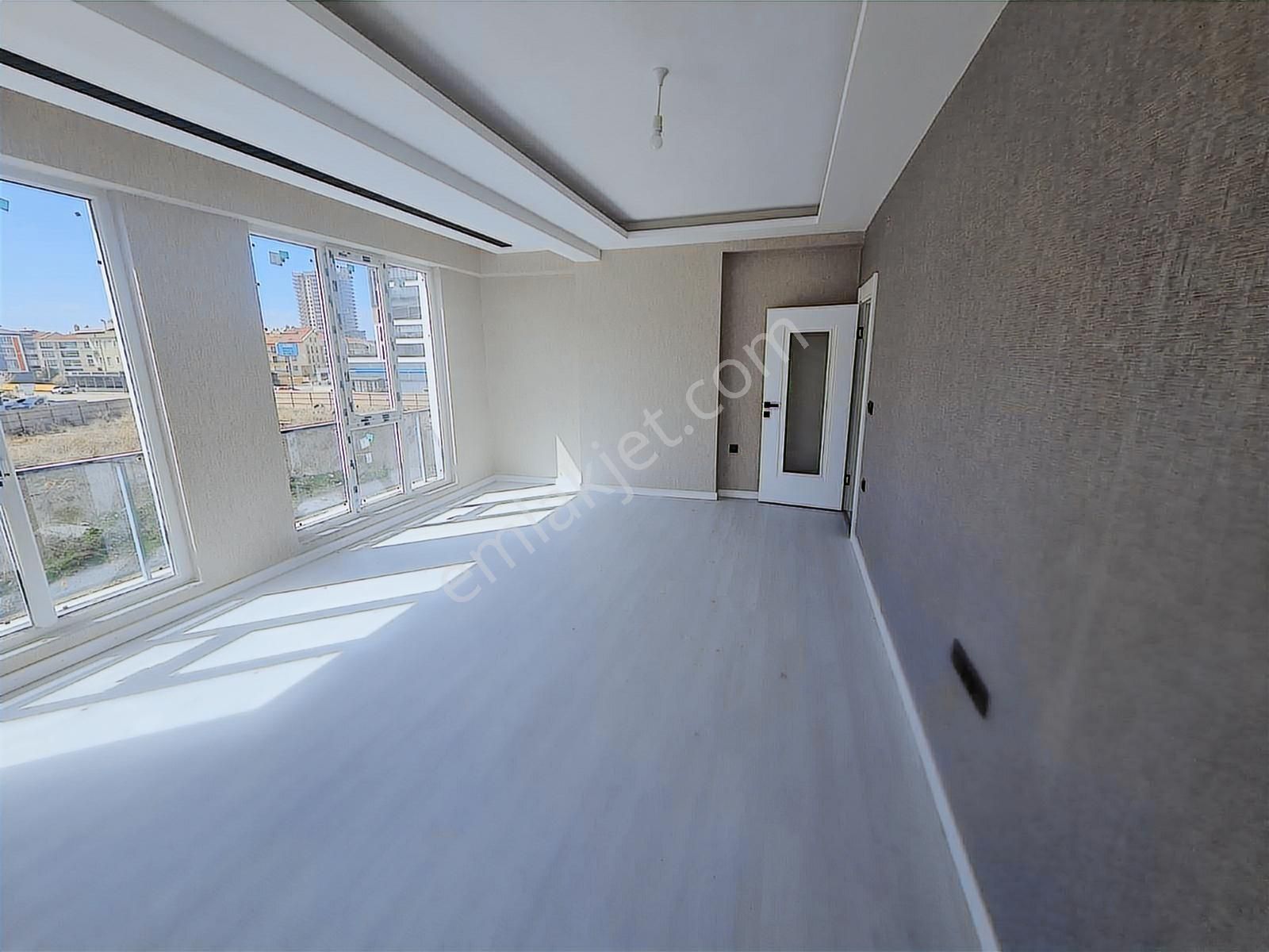 Sağlam Emlaktan Selçukluda Lüks 4+1daire - Görsel 7