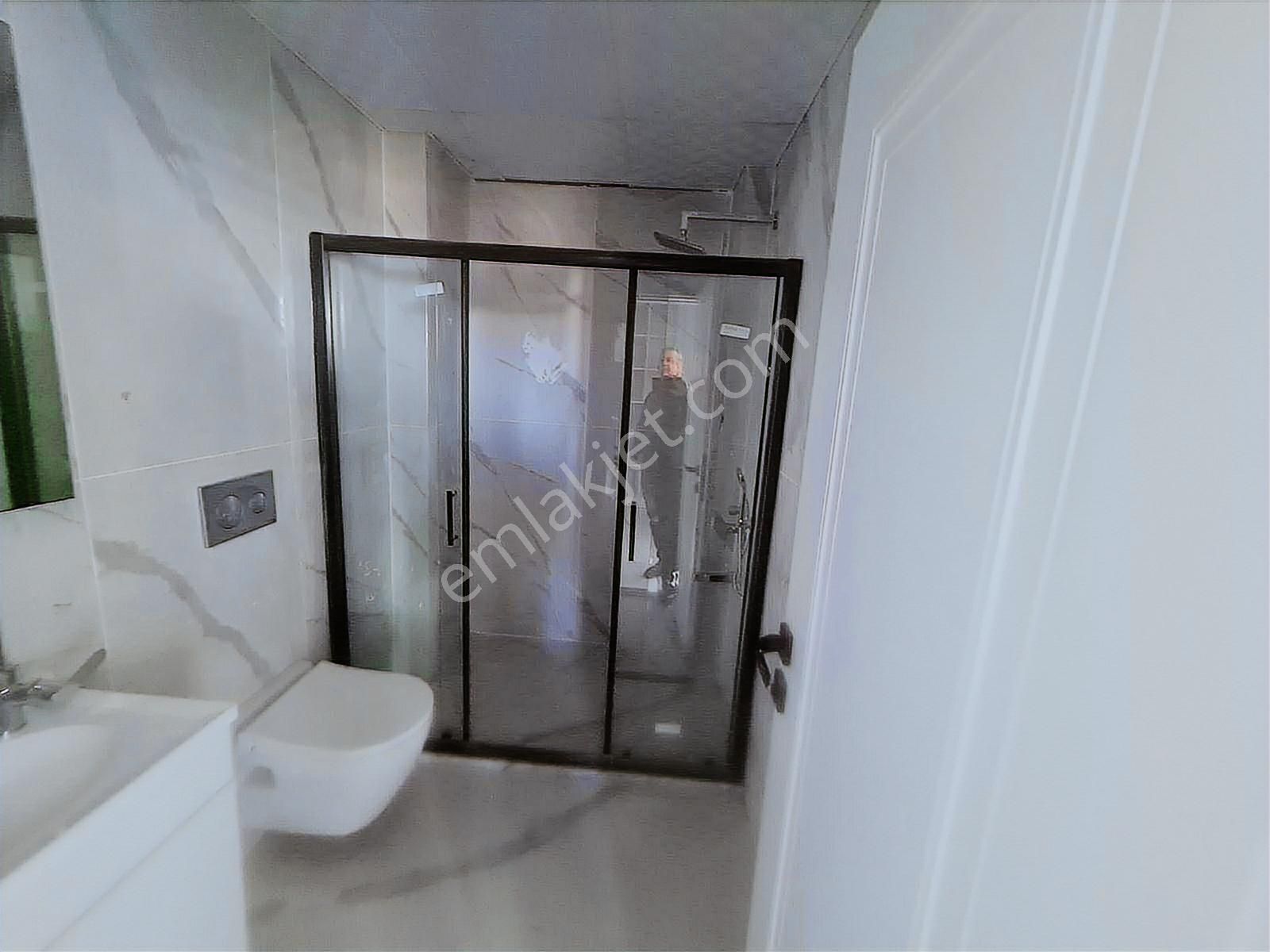 Sağlam Emlaktan Selçukluda Lüks 4+1daire - Görsel 25