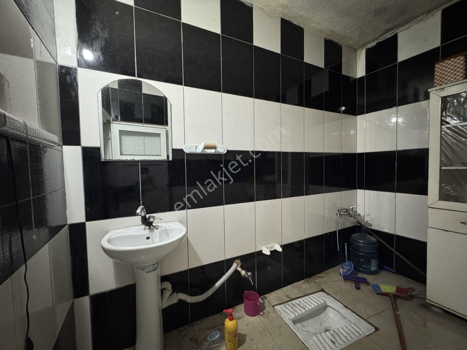 Gop Merkez 2 Katlı 200m² Goparka Komşu 2 Ayrı Giriş 7mt Ön Cephe - Görsel 17