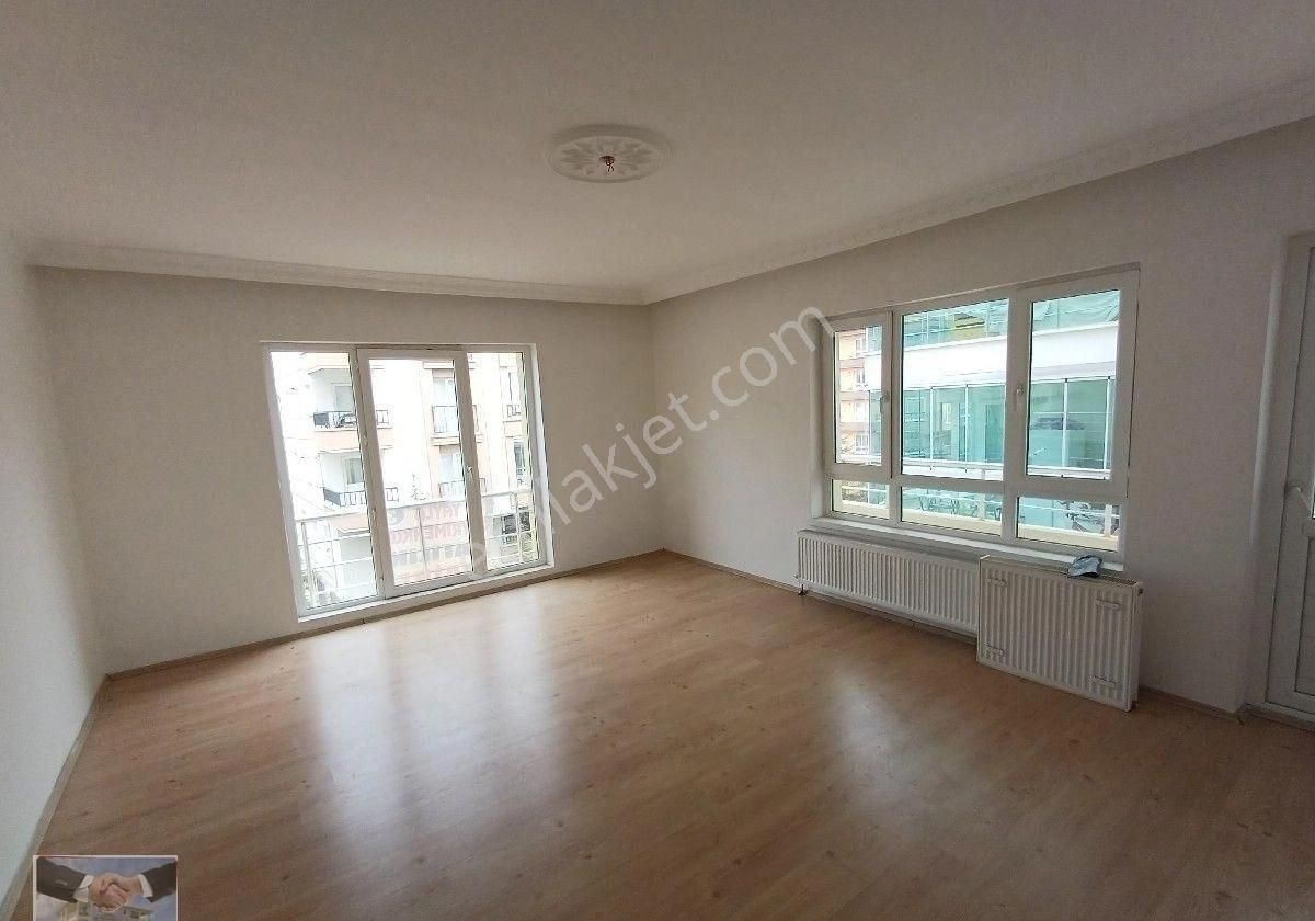 Kalekışladan Cadde Yakını Asansörlü Yalıtımlı Satılık 3+1daire - Görsel 7