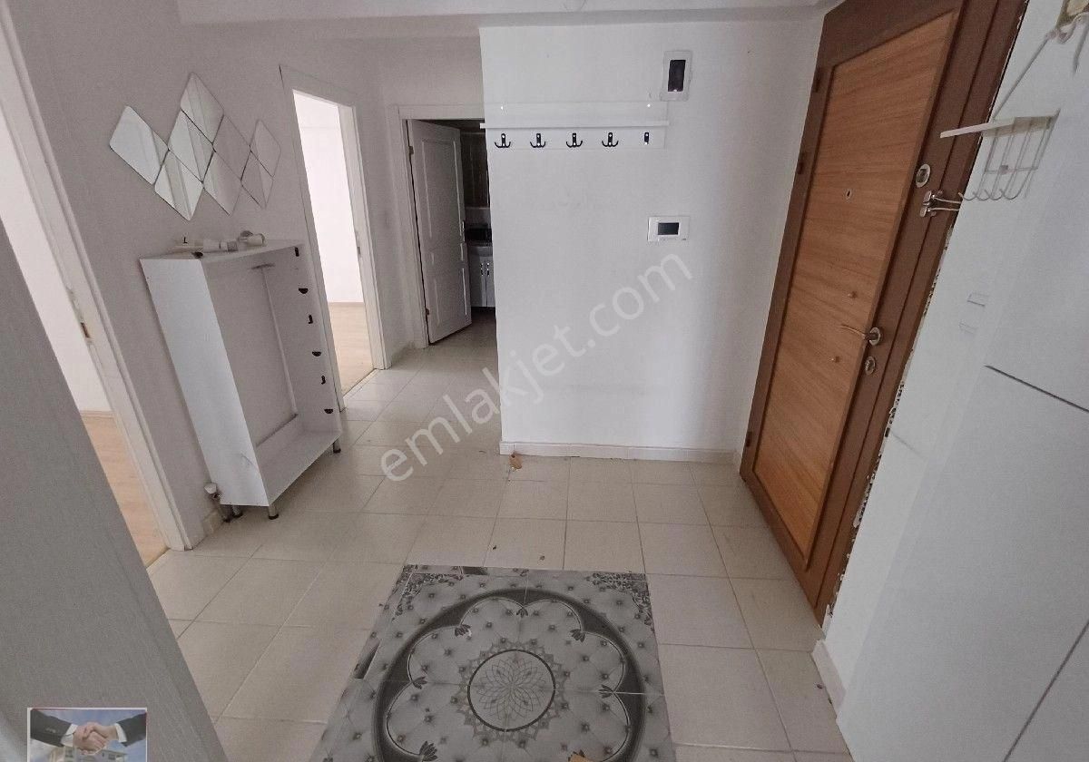 Kalekışladan Cadde Yakını Asansörlü Yalıtımlı Satılık 3+1daire - Görsel 13