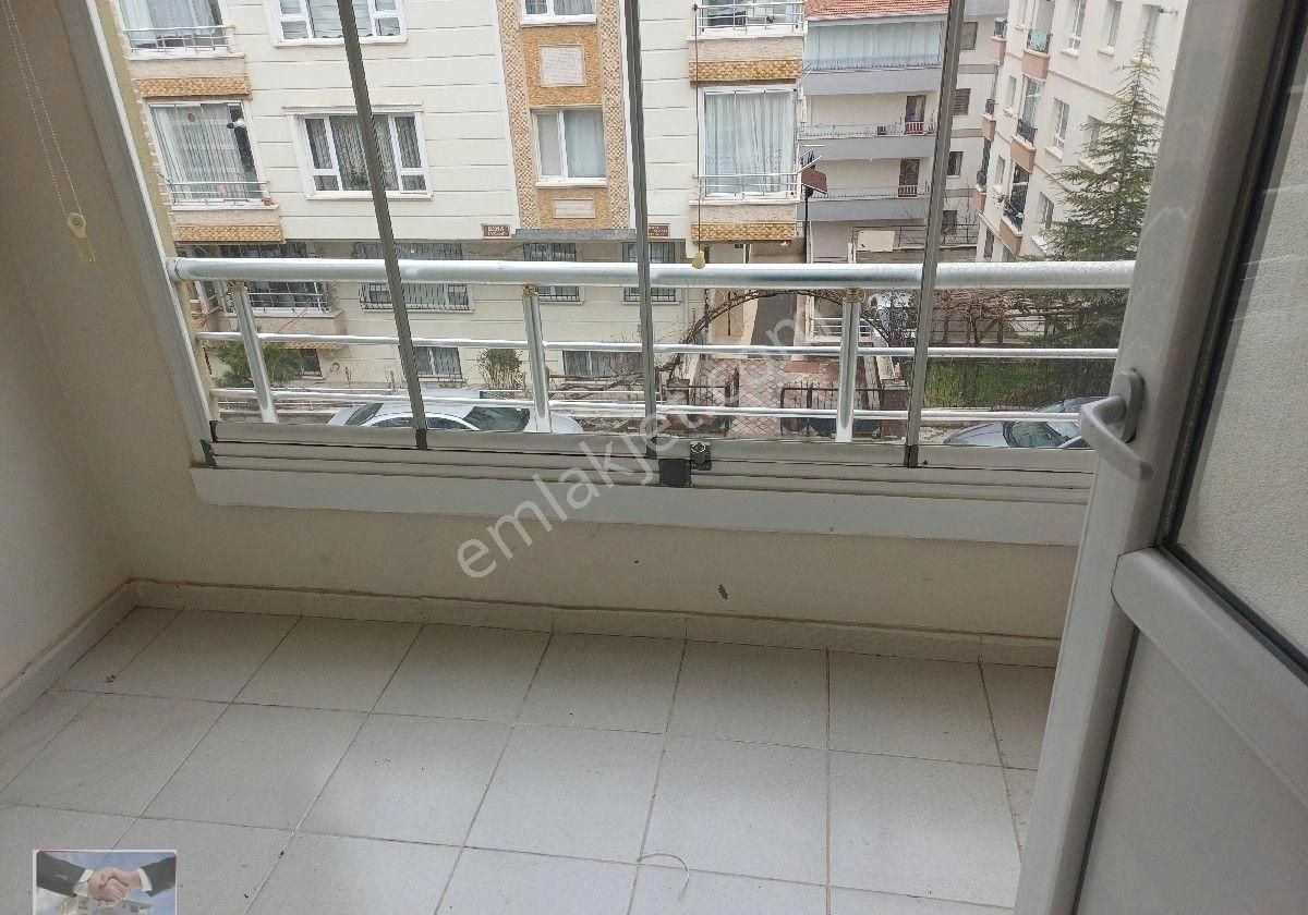 Kalekışladan Cadde Yakını Asansörlü Yalıtımlı Satılık 3+1daire - Görsel 17